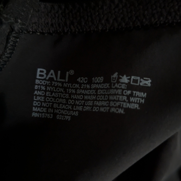 NWT Bali Shaper - Picture 3 of 9